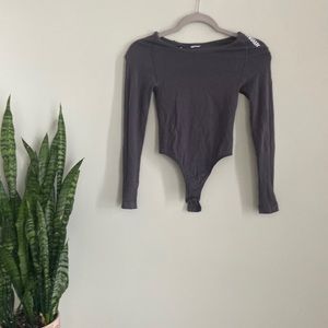 Gymshark Bodysuit with small open back